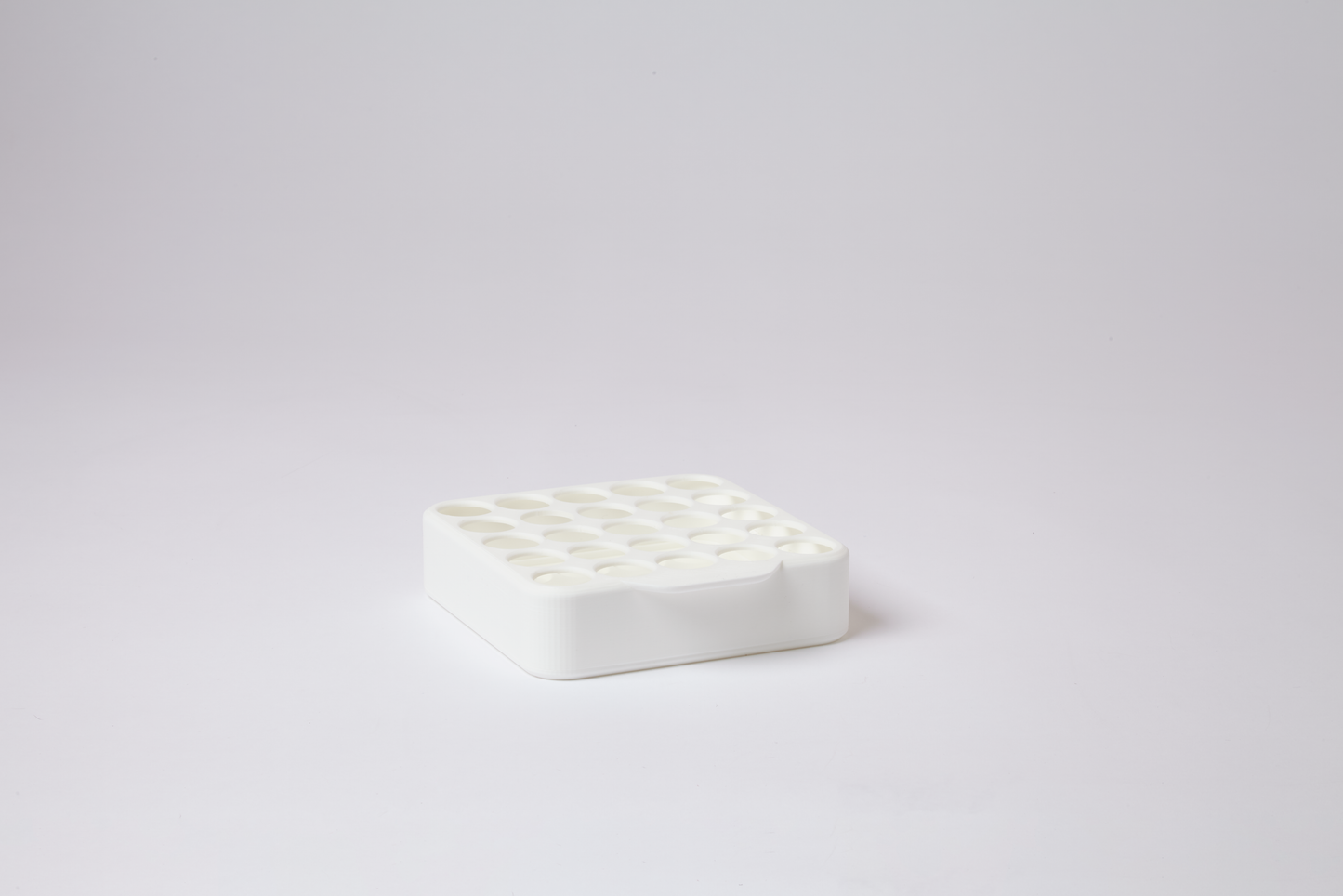 Grid Pre-Roll Display – Holds 25 Tubes (22mm Diameter)