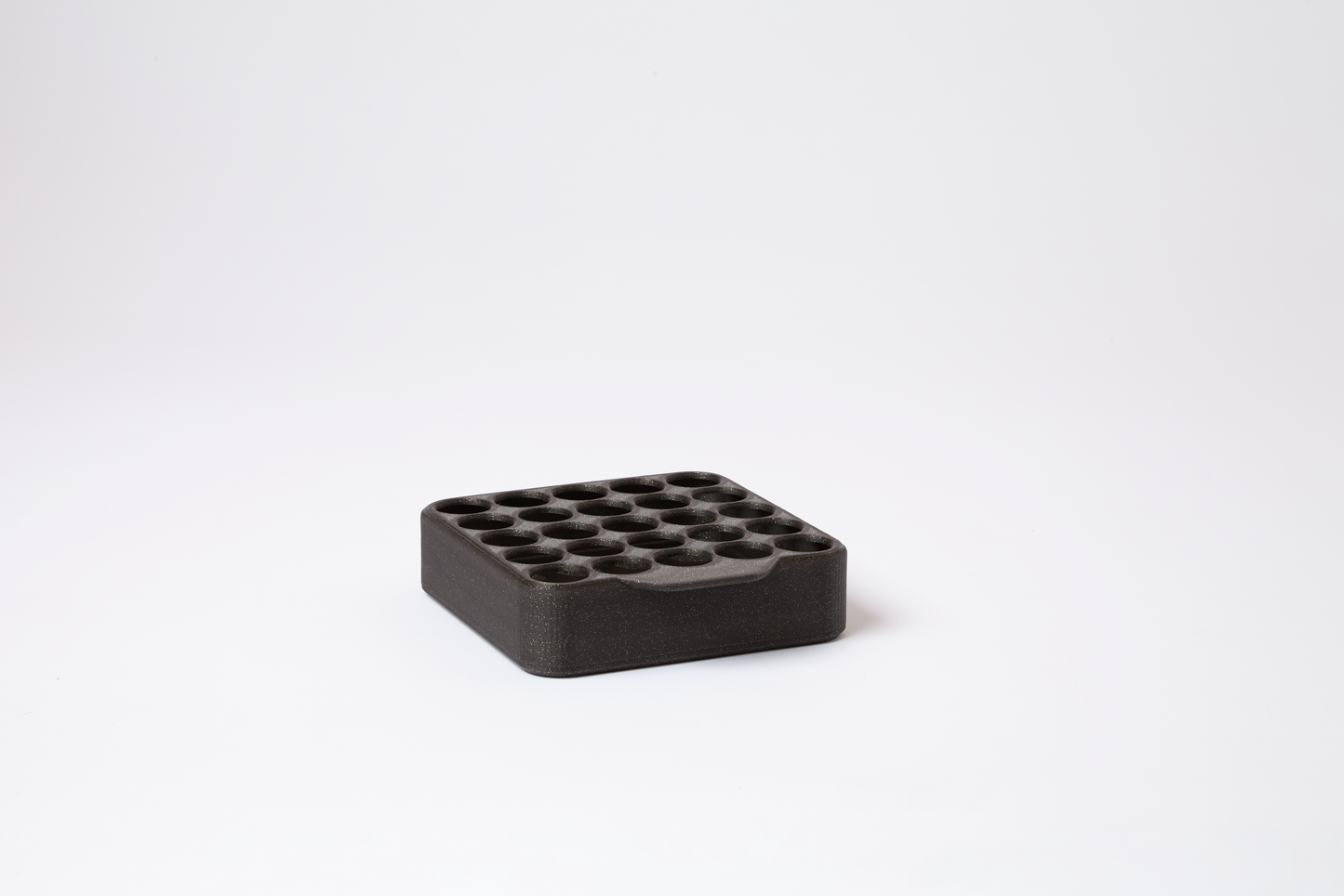 Grid Pre-Roll Display – Holds 25 Tubes (22mm Diameter)