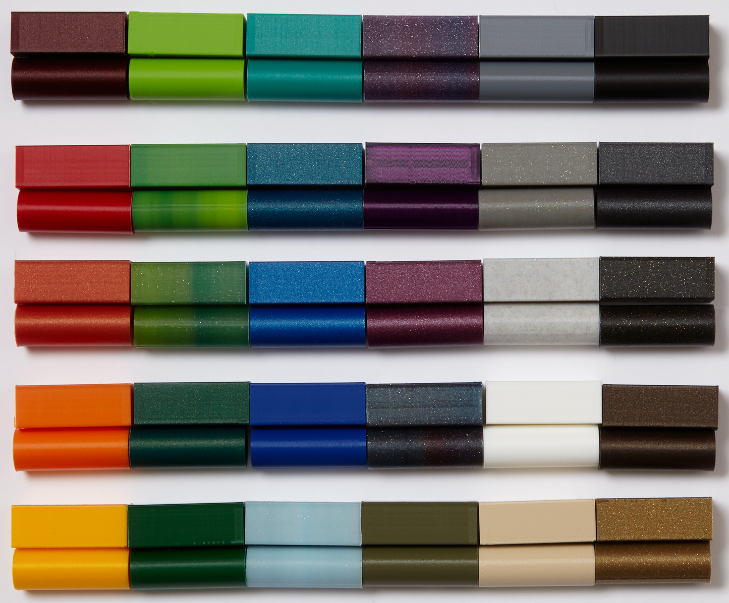Slatwall Pre-Roll Display – Holds 25 Tubes (112mm Length)