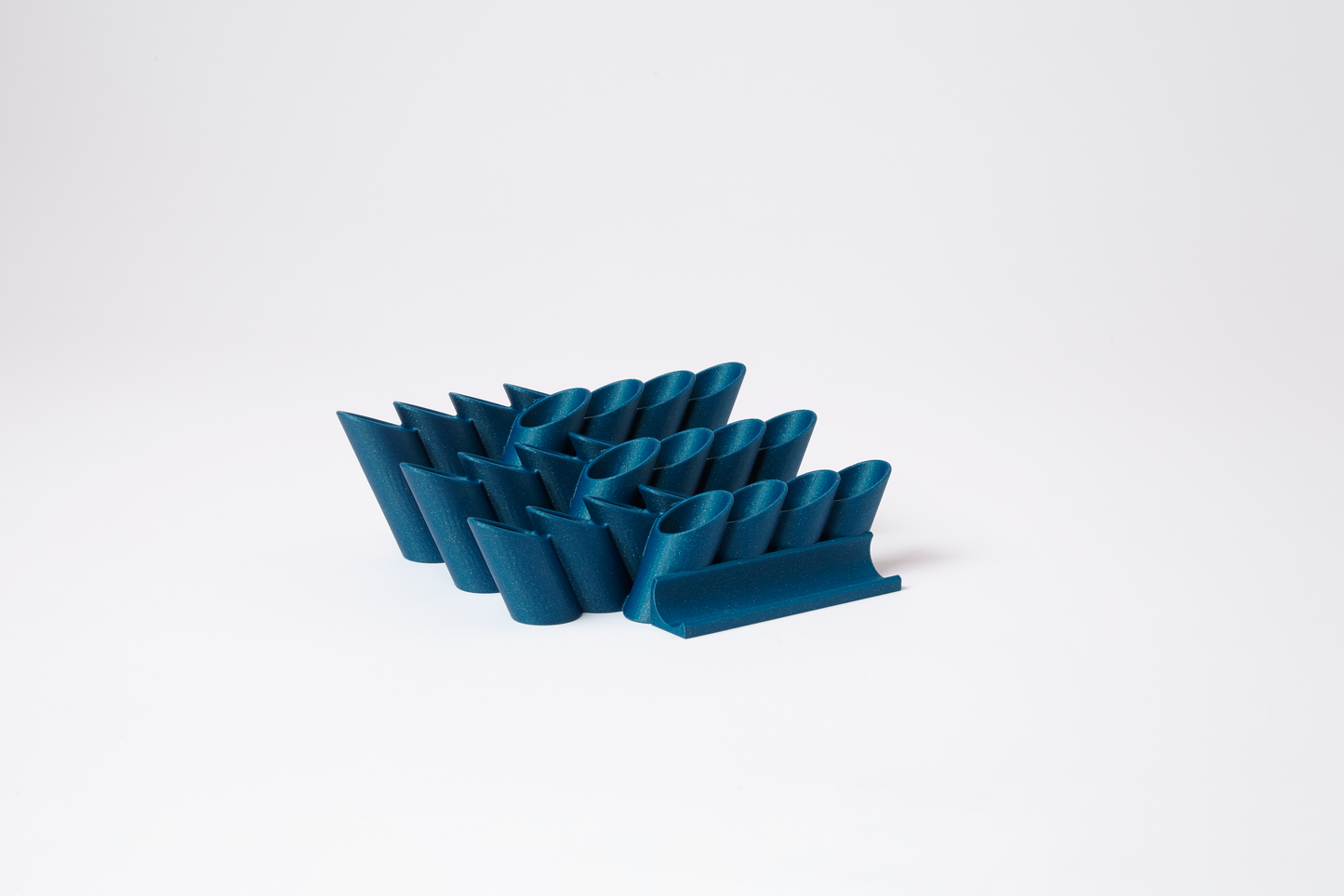 Bouquet Pre-Roll Display – Holds 25 Tubes (22mm Diameter)